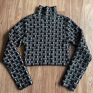 Zara Black and White Crop Sweater